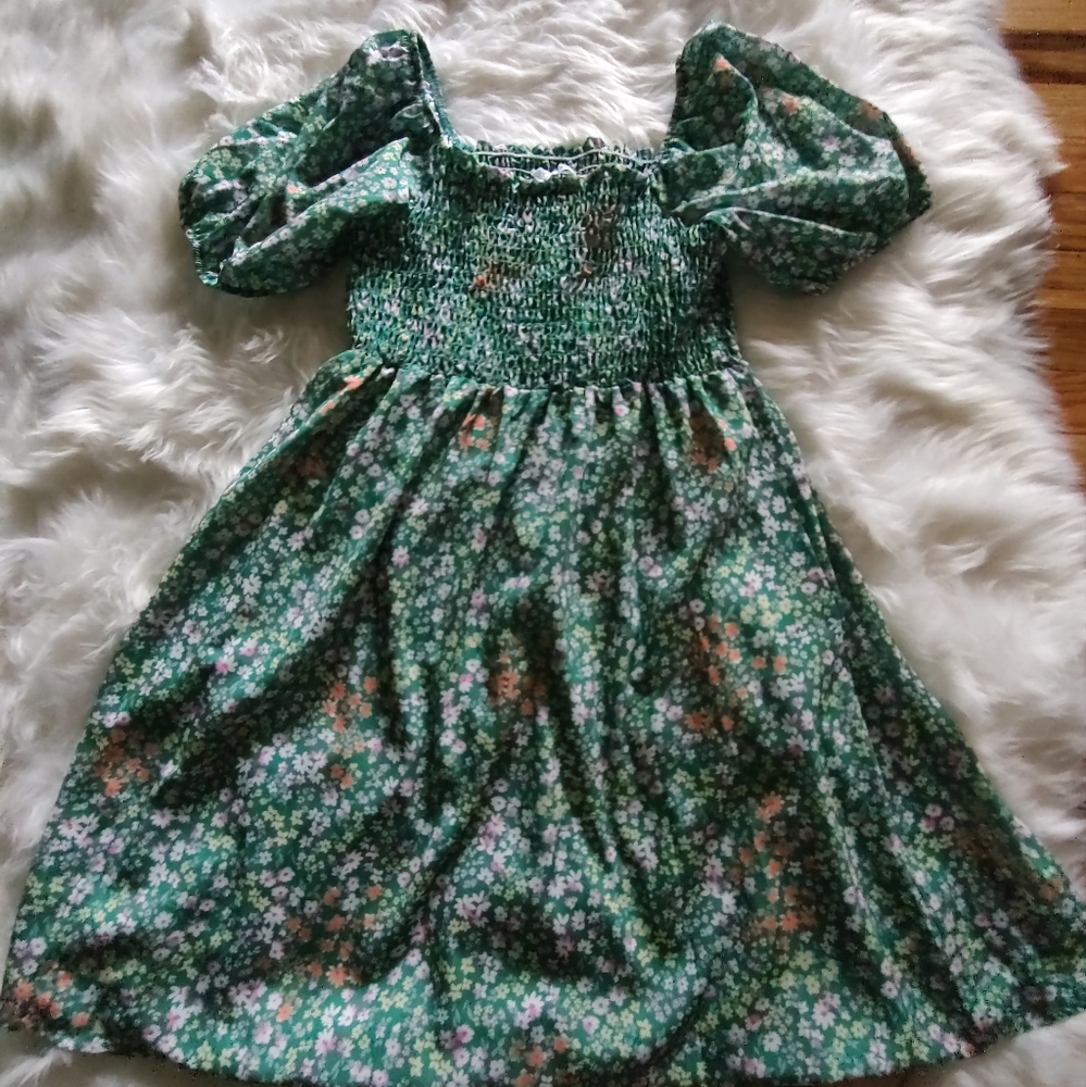 Dress - Picture 3 of 3